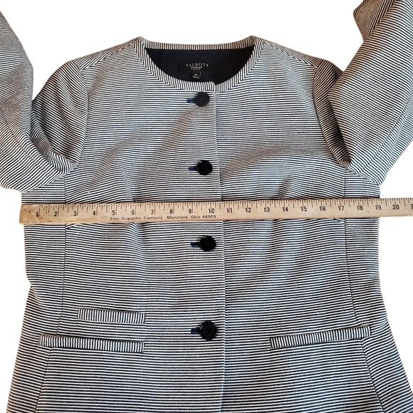 Talbots Black and White Pinstripe Blazer. 12P. G0097 - Picture 7 of 10